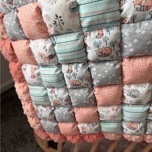 Puffy quilt, woodland theme!  Gray, mint, coral and white.